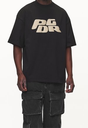 Printtipaita - black