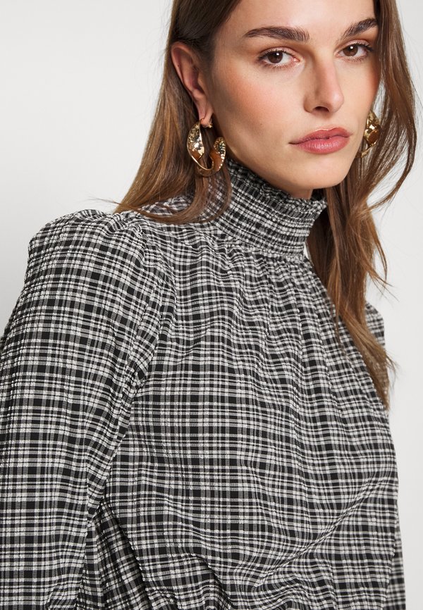 LOUANNA  - Day dress4