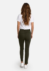 Kaffe Chino - khaki