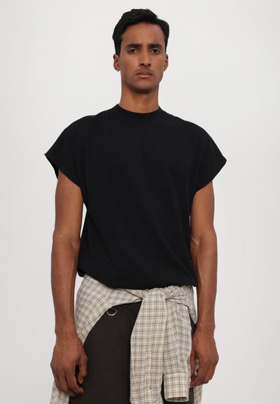 Won Hundred CREED - Topper - black