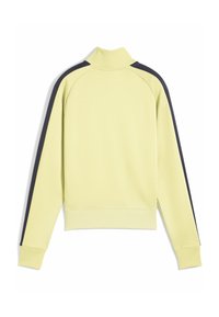 Ljusgul sweatshirt med hög krage och svarta sidostrimmor. Har ribbade ärmslut och nederkant, tillverkad av mjukt, stretchy material.