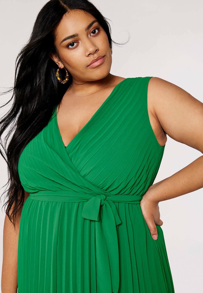 slim fit dress slacks Emerald Green Wrap Dress – Cynthia Elliot Boutique