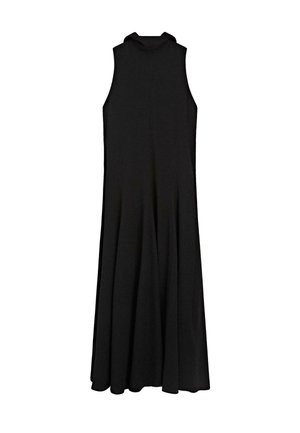 Dlouhé černé šaty bez rukávů s vysokým výstřihem a splývavou sukní do áčka, zobrazené zezadu na bílém pozadí.