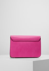 Furla Taška s příčným popruhem - pink