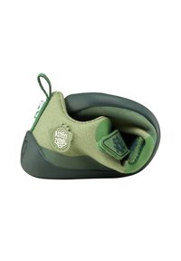 Klimschoen in groene tinten met een rubberen zool en een bovenwerk van stof. Bevat een lusvormige hielstrip en een verstelbare band met een kikkerontwerp.