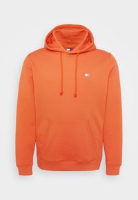 BADGE HOODIE - Sudadera - voyager orange tonal