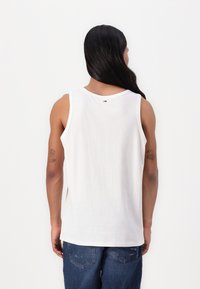 Tommy Jeans TJM SLIM STACK TANK - Top - ecru