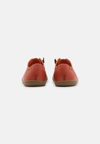 Camper PEU CAMI - Sapatos casuais com atacadores - medium red