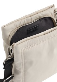 PARFOIS LAURIS beżowy