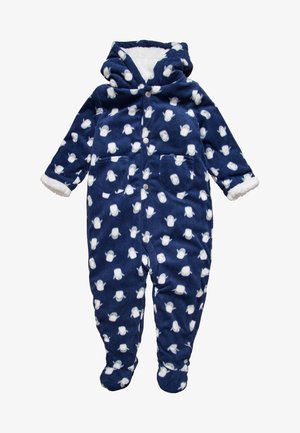 Granatowy pajacyk z polaru z białym wzorem pingwinów, z przodu zapinany na napy, z kapturem oraz miękkim białym wykończeniem na mankietach i kieszeniach. Pełnej długości, z nogawkami.