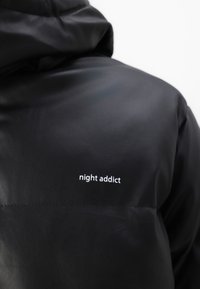Night Addict Χειμωνιάτικο μπουφάν - black