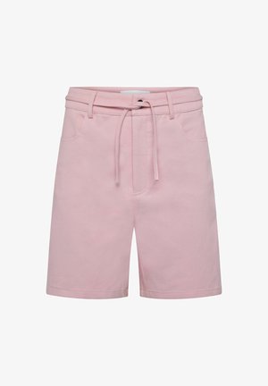 Svetloružové bavlnené šortky s pásom na stiahnutie, dvoma prednými vreckami a hladkou textúrou, s jednoduchým a minimalistickým dizajnom.