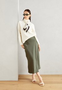 Lindex MARIA - Jupe trapèze - dark dusty khaki