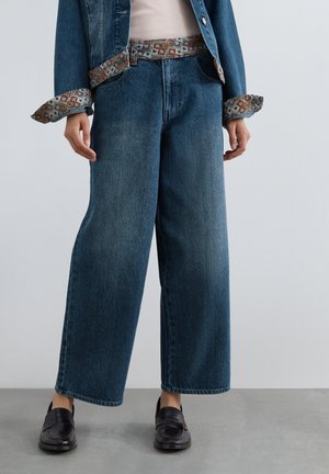 Scalpers, SCALPERS SCETNIC TRIZE DENIM PANT - Flared Jeans - indigo