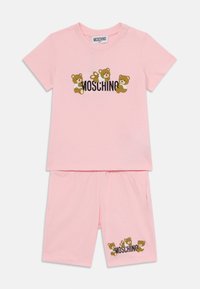 Nem kiválasztott, sugar rose