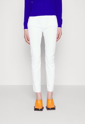 MARI - Slim fit jeans - white