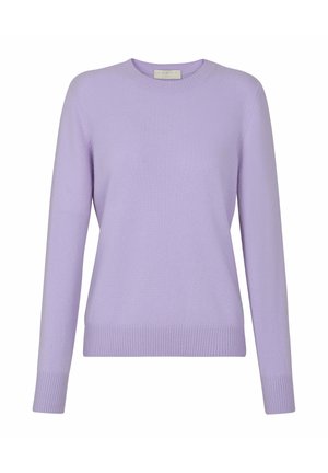 Pull-over lilas en tricot doux. Il présente un col rond, des poignets côtelés et un ourlet droit. Design simple et polyvalent.