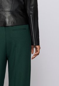 BOSS Skinnjacka - black