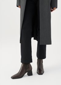 Vagabond HEDDA Stivaletti chocolate/marrone Zalando