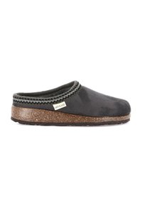 Zoccolo in suede nero con suola in sughero marrone, caratterizzato da un bordo intrecciato attorno all'apertura e una piccola etichetta con logo sul lato.