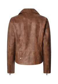 Bruine faux leren jas met een kraagontwerp, zichtbare stiksels, zijzakken en ritsdetails bij de manchetten. Glad textuur.