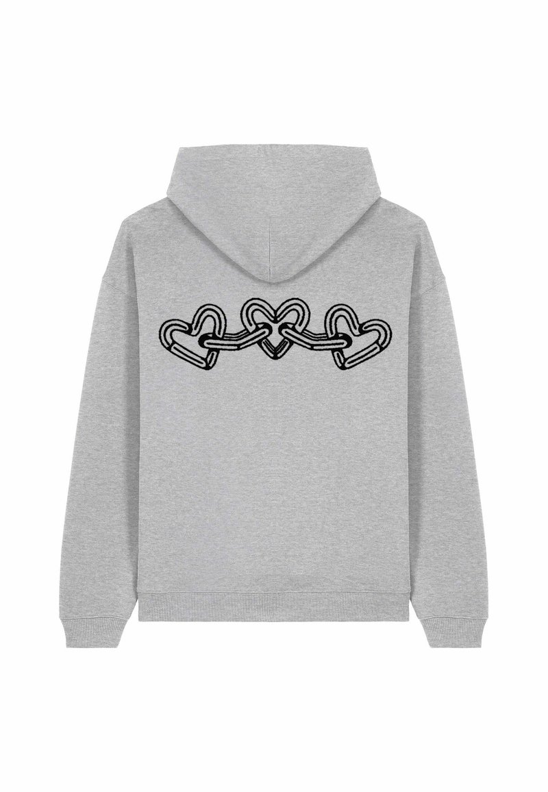 Felpa grigia con orli e polsini a costine. Presenta un design a catena di cuori neri sul retro, che illustra cuori intrecciati in un motivo.