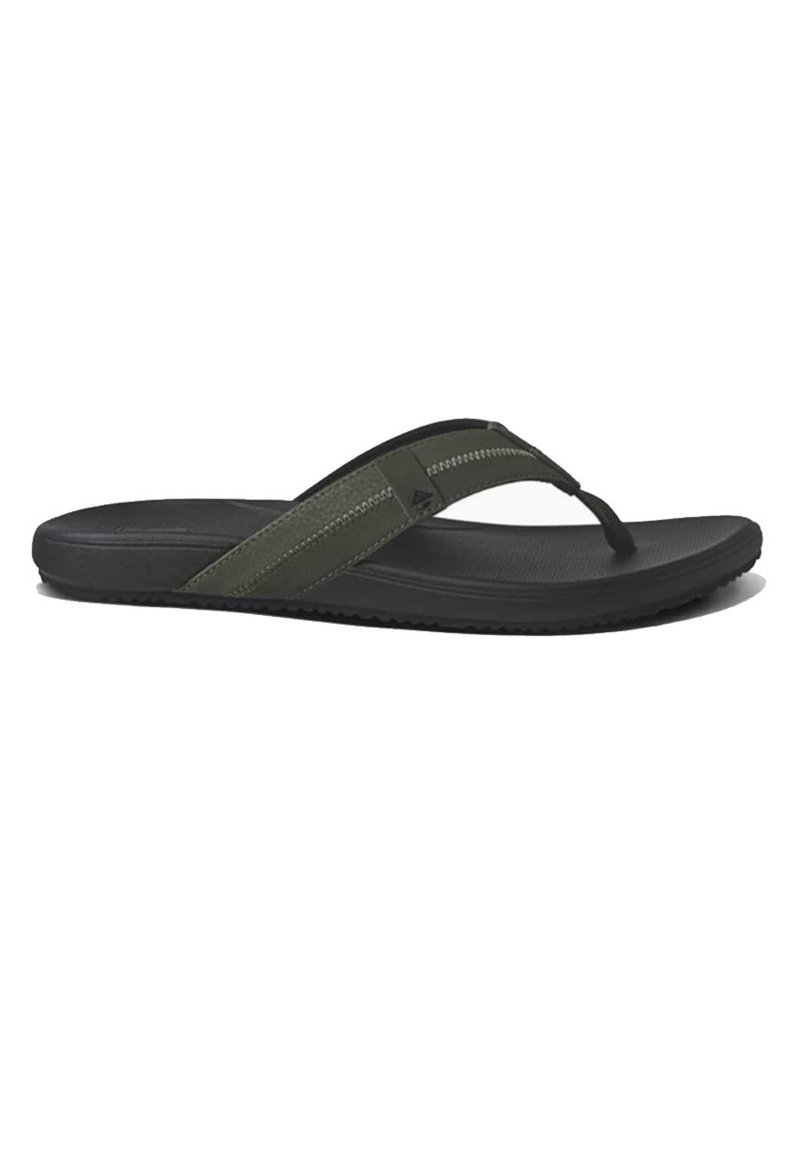 Tongs pour hommes avec une semelle en caoutchouc noire et des brides en synthétique vert foncé, dotées d'un semelle intérieure texturée et d'un dessus lisse.