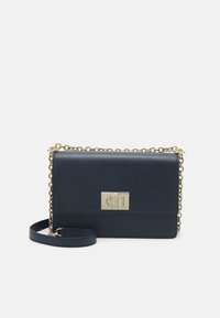 Niet geselecteerd, mediterraneo