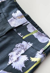 Next TALL FIT - WIDE  - Kalhoty - navy floral