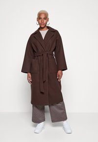 ICHI IHJANNET - Manteau classique - bracken