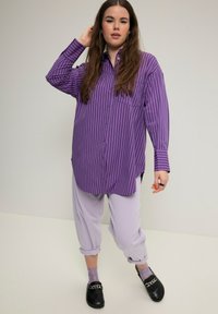 Studio Untold STRIPED LONG SLEEVE - Košilová halenka