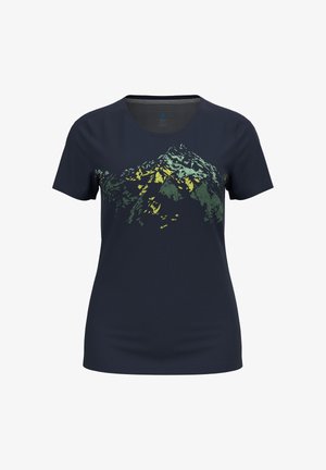 Camiseta azul marino de manga corta con un gráfico de picos de montaña verdes y amarillos en el pecho.