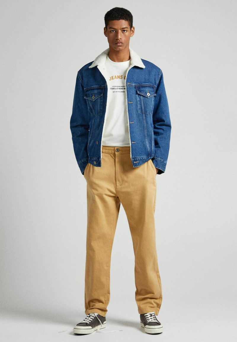 Pepe Jeans Chino geel Pepe Jeans Chino geel