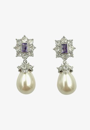 Boucles d'oreilles en perles avec quincaillerie en argent, présentant une pierre précieuse carrée violette et des cristaux ronds clairs. Surface lisse et réfléchissante avec un design élégant.