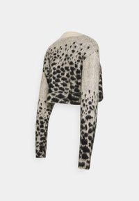 Knit sweater with a cropped design, featuring a speckled black and beige pattern, long sleeves, and a round neckline.