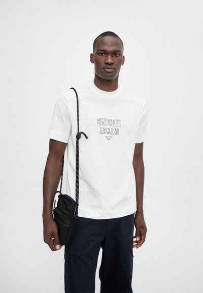 Emporio Armani Marškinėliai su spaudiniu - white font