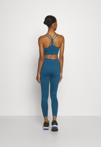 ICANIWILL DEFINE SEAMLESS POCKET - Tajice - teal