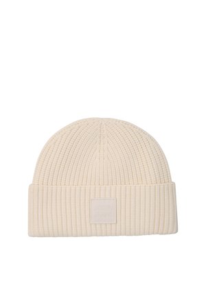 Bonnet en maille côtelée de couleur crème avec bord replié et petite étiquette carrée portant la mention "JOOP! JEANS" à l’avant.