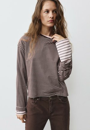 PULL&BEAR, LONG SLEEVE BOXY FIT - T-SHIRT , - T-shirt à manches longues - pink