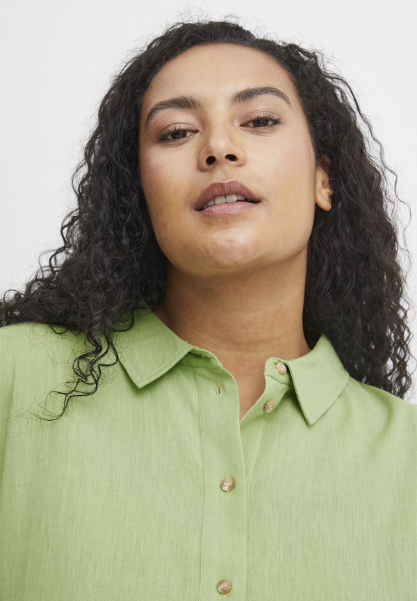 FPMaddie - Button-down blouse4