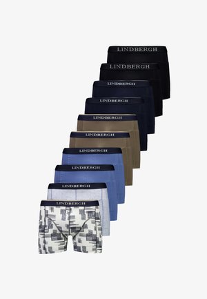 Dziesięć par męskich bokserów w różnych kolorach i wzorach, wszystkie z elastycznymi pasami oznaczonymi marką "LINDBERGH."