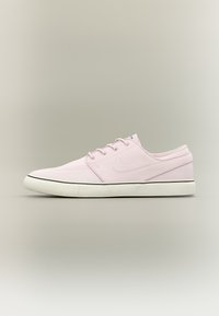 Δεν επιλέχθηκε, pearl pink/sail
