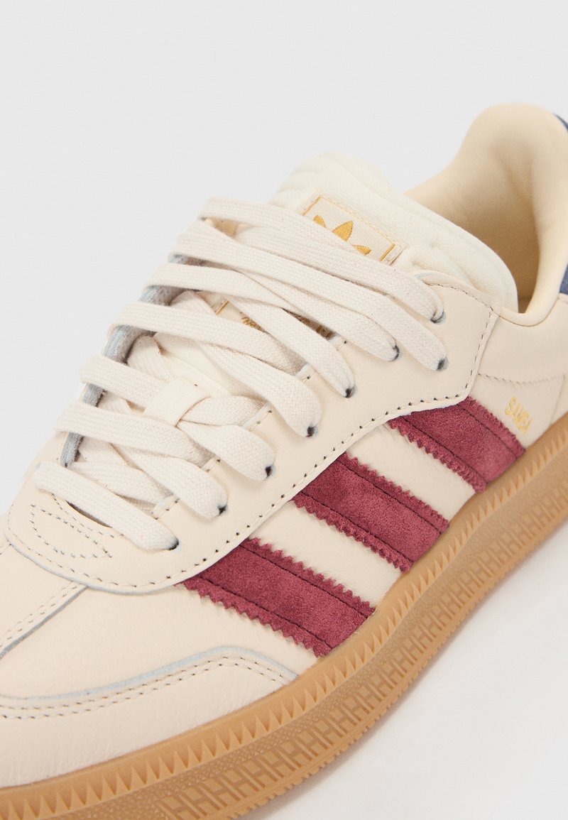 adidas Originals SAMBA XLG UNISEX - Trainers - white/shadow red/gold/off- white - Zalando