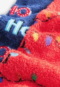 Nepasirinkta, red navy