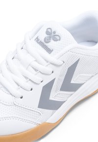 Hummel MULTIPLAY STABLE - Baskets basses - white grey