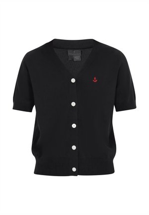 Cardigan negru cu mâneci scurte și decolteu în V, având cinci nasturi albi și o mică broderie cu ancora roșie pe pieptul stâng. Material tricotat moale.