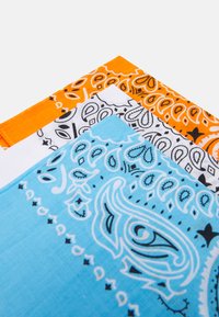 Urban Classics BANDANA 3 PACK UNISEX - Foulard - orange/lightblue/white