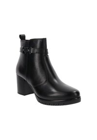 Bottes noires à cheville en cuir lisse, avec un talon carré, des détails cousus, des accents de sangle et une languette à l'arrière.