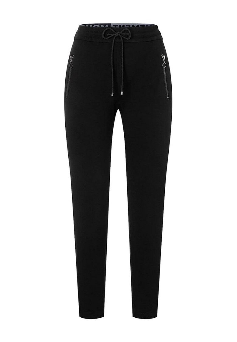 Pantalones de chándal negros con cintura ajustable por cordón, que cuentan con dos bolsillos laterales con cremallera y un corte entallado. Tejido suave y textura lisa.