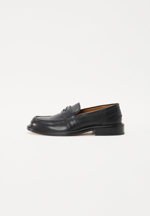 Maison Kitsuné LOAFERS - Slip-ons - black